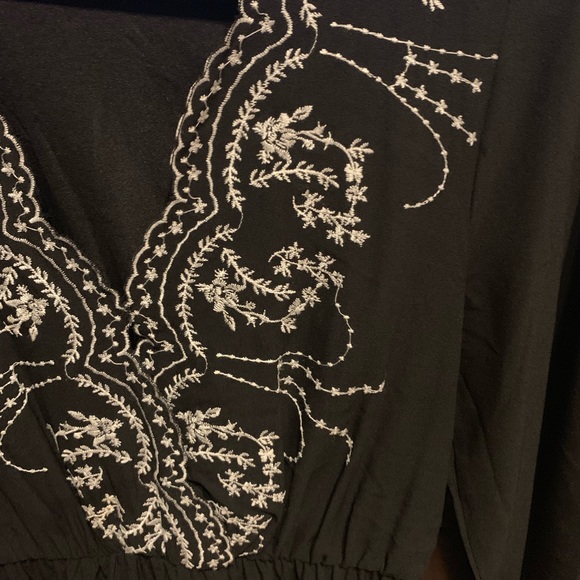 H&M embroidered dress - Picture 4 of 4